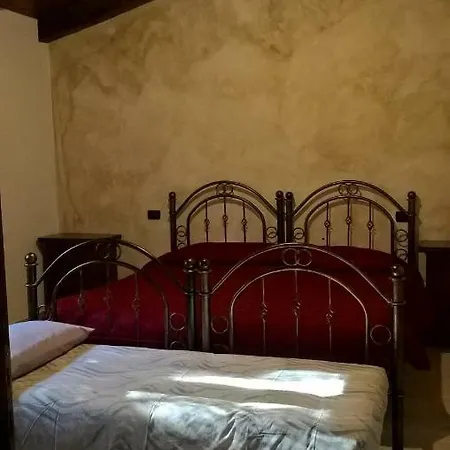 Κατάλυμα σε φάρμα Fattoria Sos Astores